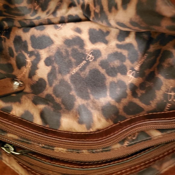 B. Makowsky brown handbag - Picture 5 of 6